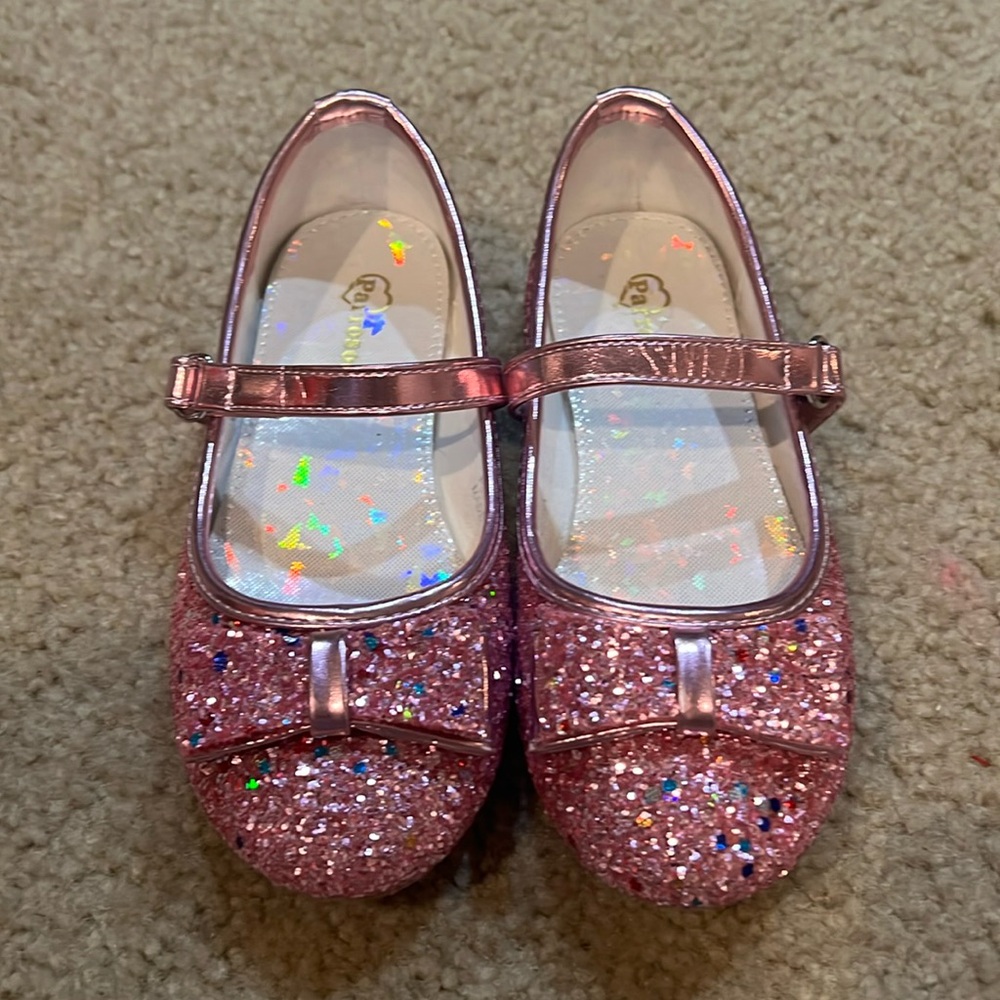 Pink  sparkly  Mary Jane’s  with bows size 12